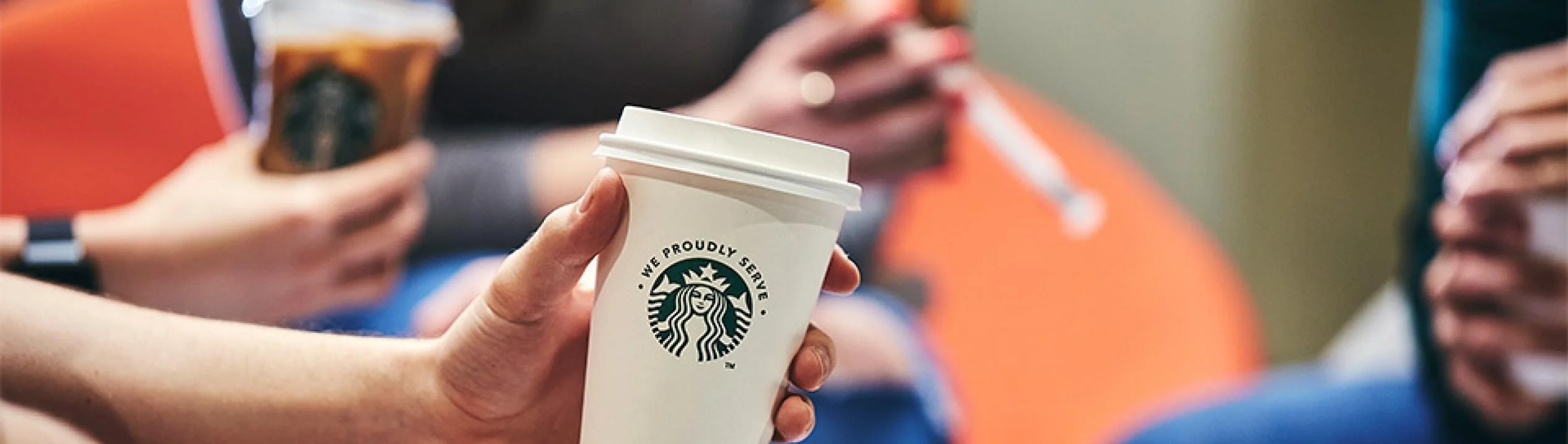 WE PROUDLY SERVE STARBUCKS® Kaffe Nestlé Professional