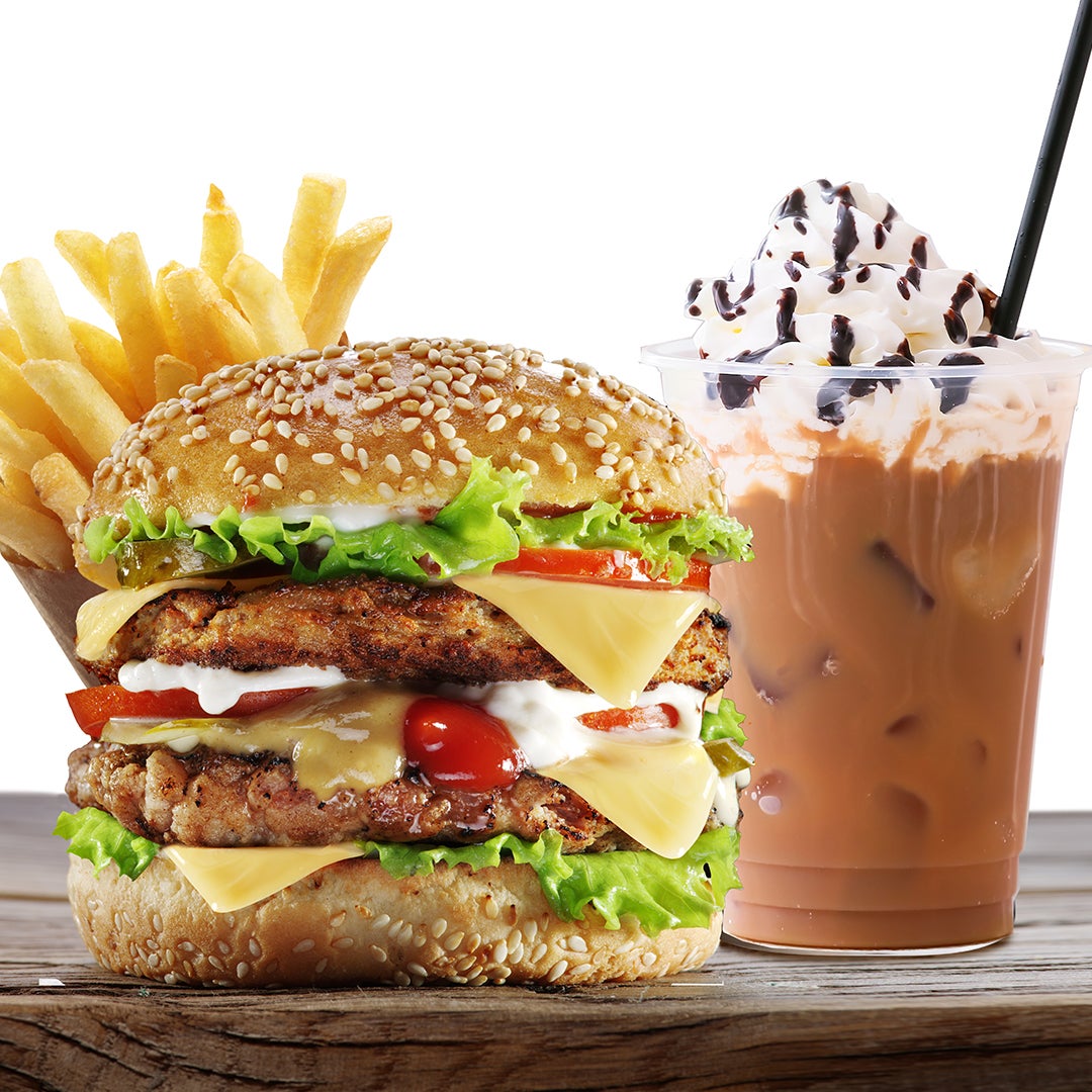 Snabbmat: Hamburgare, pommes frites och milkshake