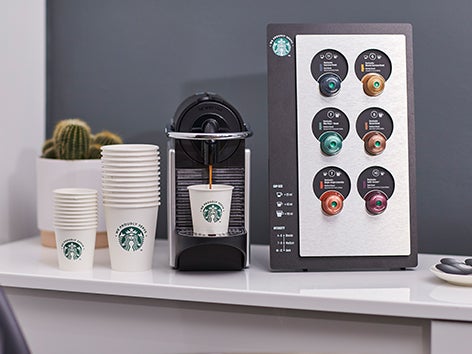 Starbucks kaffehörna i ett hotellrum