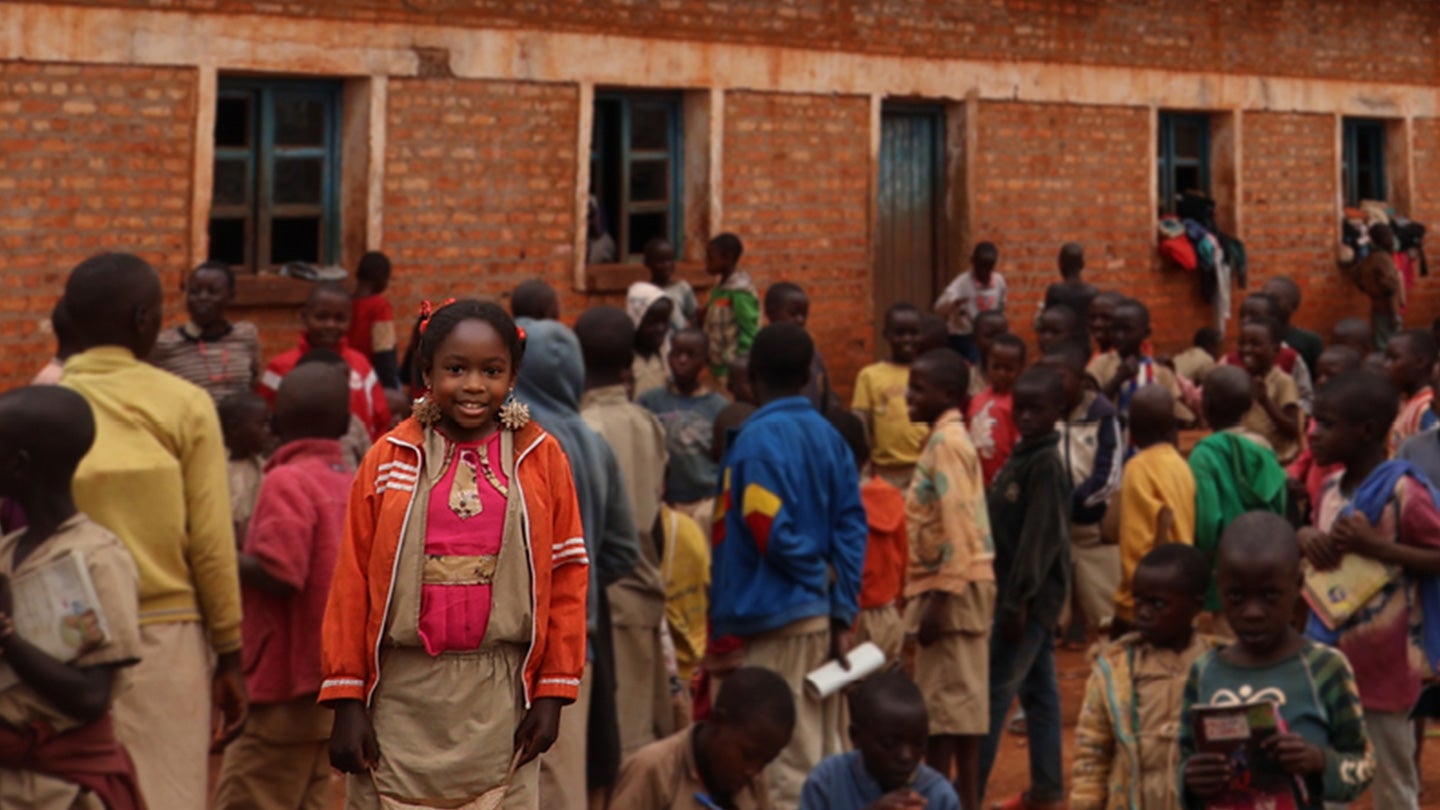 ZOÉGAS sommarkaffe 2025 stöttar skola i Burundi bakgrundsbild