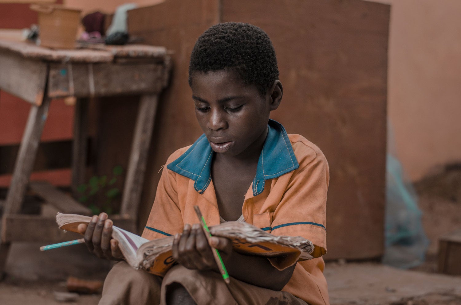 Elev på Rogichaskolan