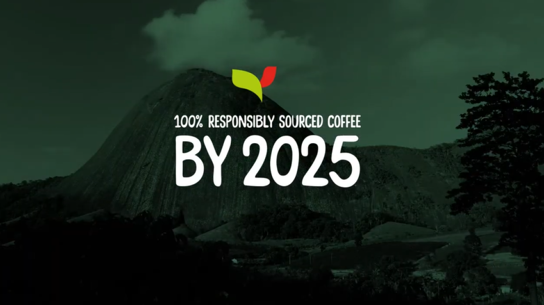 Banner med texten "100% ansvarsfullt källad kaffe till 2025"