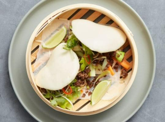BAO MED VEGAN MINCE OCH ASIATISK SALLAD