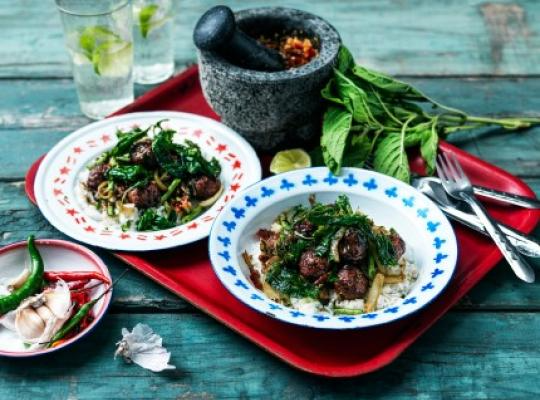 Pad gaprao Vegan Balls reseptit
