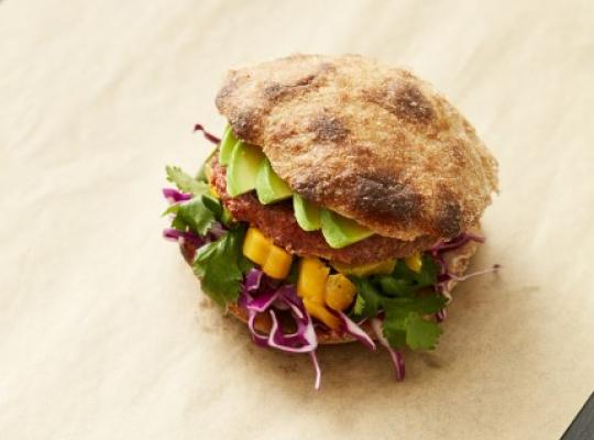 halsans-kok-sensational-burger-ananas-glaceret
