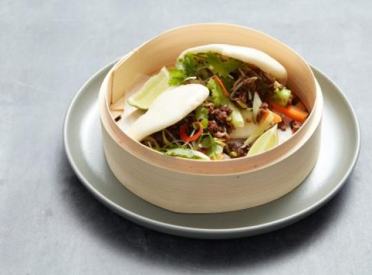 opskrift-bao-halsans-kok-vegan-mince-asiatisk-salat