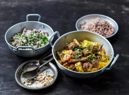opskrift ananaskarry hariri halsans kok vegan balls