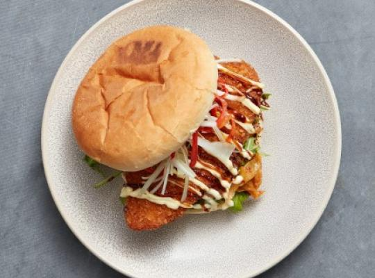 opskrift-sprod-kimchi-katsu-burger