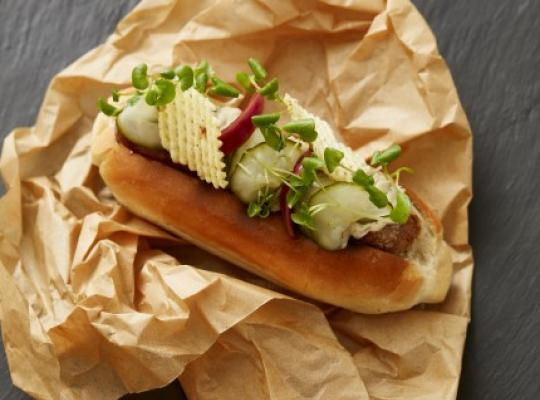 vegetarisk-hotdog-chips-halsans-kok-sensational-sausage