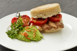 ENGELSK MUFFINS MED SENSATIONAL™ SAUSAGE