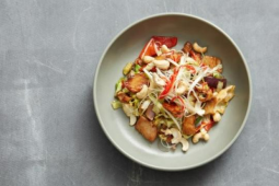 ASIATISKT STIRFRY MED CASHEW OCH SENSATIONAL™ FILLET PIECES