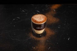 zoegas bombon kafferecept i glas